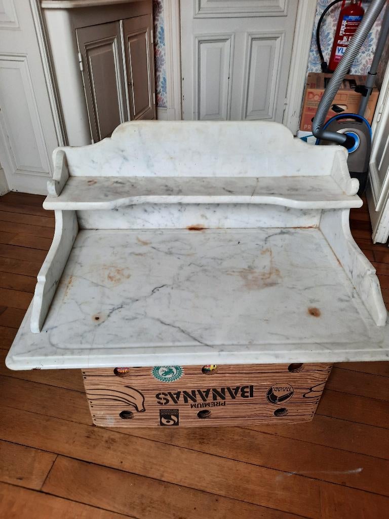 marmeren blad van commode, Enlèvement