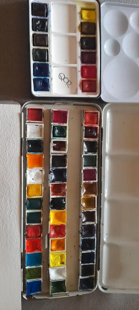 2 coupes à aquarelle en métal, Hobby & Loisirs créatifs, Peinture, Enlèvement ou Envoi