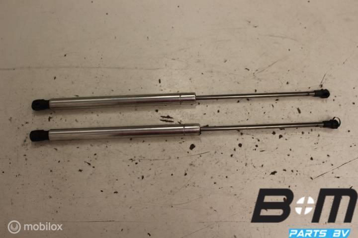 Set gasveren achterklep VW Golf 4 5drs, Utilisé