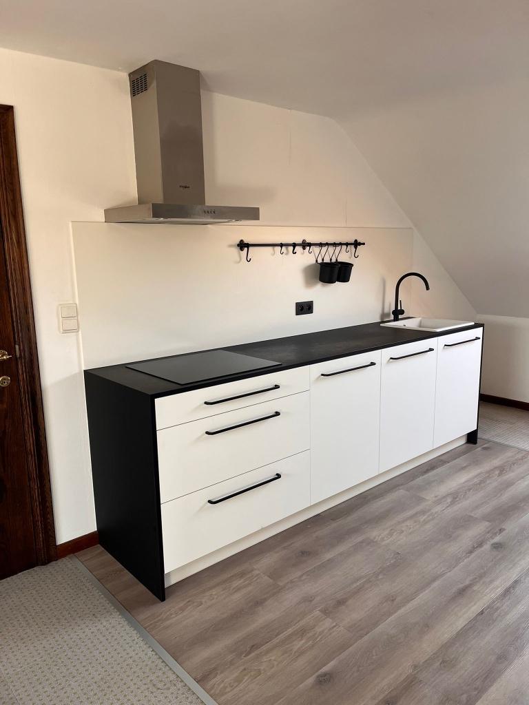 Moderne maatwerk keuken (Zwart/Wit), Huis en Inrichting, Keuken | Complete keukens, Gebruikt, Enkelwandige keuken, Wit, Kunststof