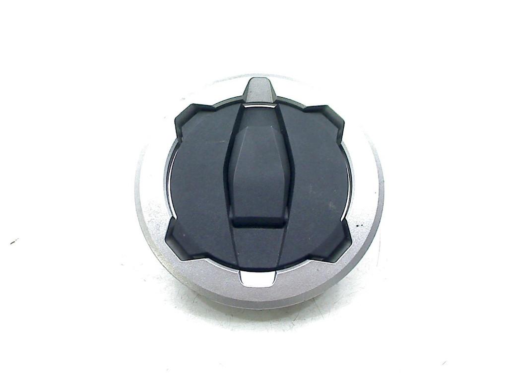 BOUCHON DE RESERVOIR Z 750 2007-2012 (Z750 ZR750L-M), Motos, Dhr. S. di Majo, Utilisé, Info@cama-motorparts.nl, P.J. Troelstraweg 8 8
3144 CX  MAASSLUIS, NL