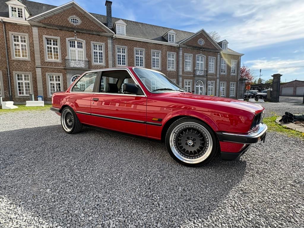 BMW e30 coupe 320i, Enlèvement