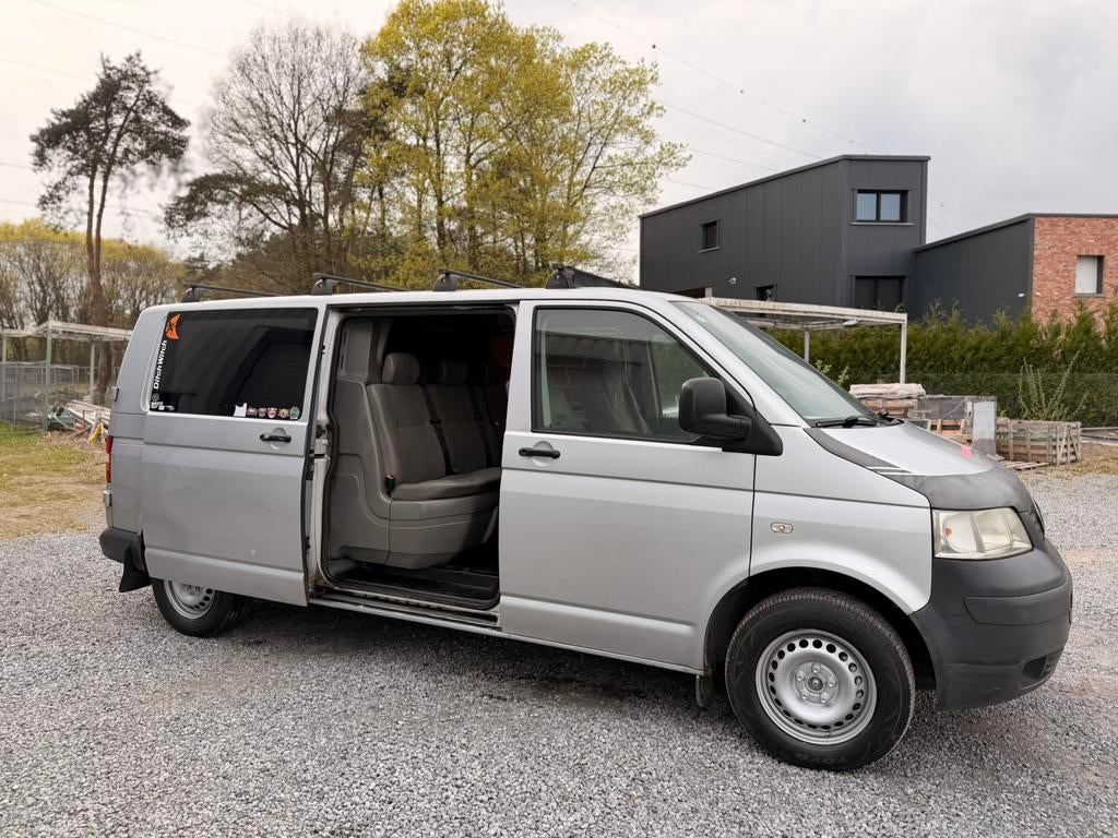 Volkswagen T5 2.5d /. airco dubbel cabine 5plaats gekeurd vw, Volkswagen, Trekhaak, Particulier, Te koop