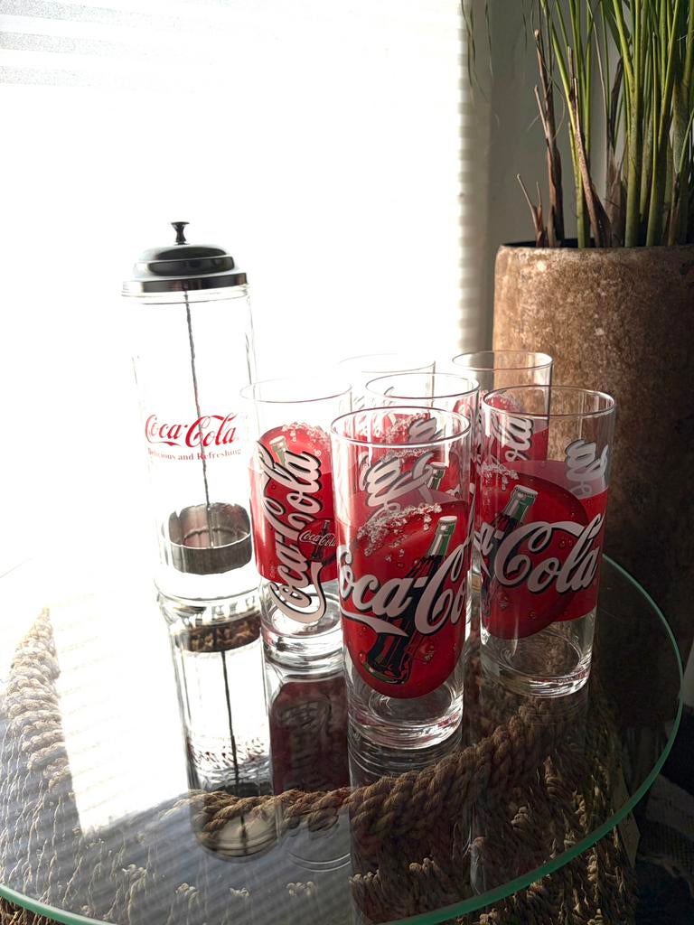 6 verres à coca cola vintage + porte-paille, Maison & Meubles, Enlèvement, Comme neuf