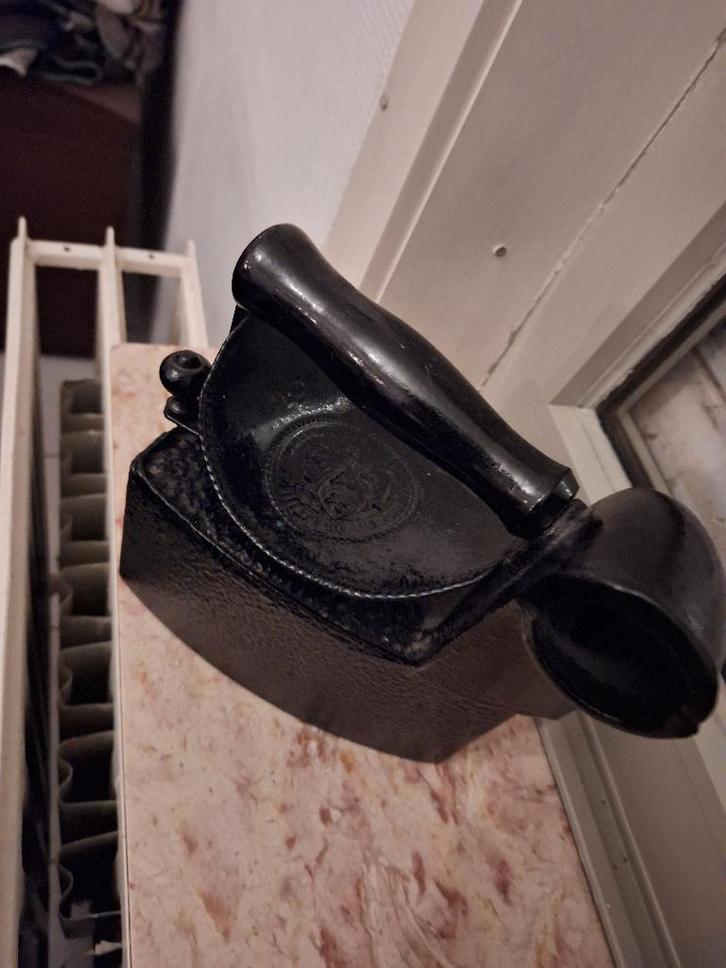 antieke strijk ijzer, Antiquités & Art, Antiquités | Accessoires de maison, Enlèvement