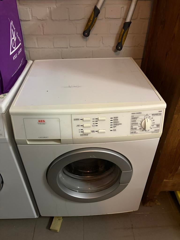 Machine à laver AEG 6 kg | Livraison possible, Electroménager, Enlèvement