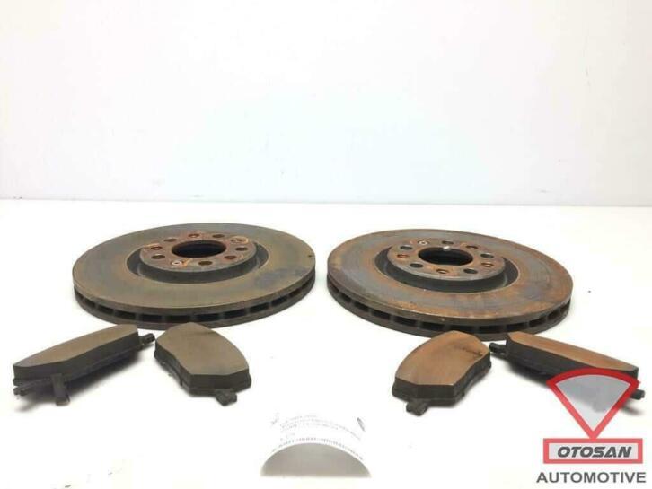 fiat 500x 2018 remschijven + remblokken voor z.g.a.n. 1.6mjt, Auto-onderdelen, Gebruikt, Stellantis Europe S.p.A., Info@stellantis.com