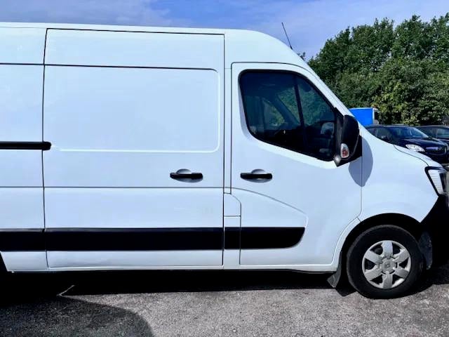 Renault Master 2.2D 100kw 18.500 € + btw (bj 2021), 100 kW, Stof, Gebruikt, Bedrijf