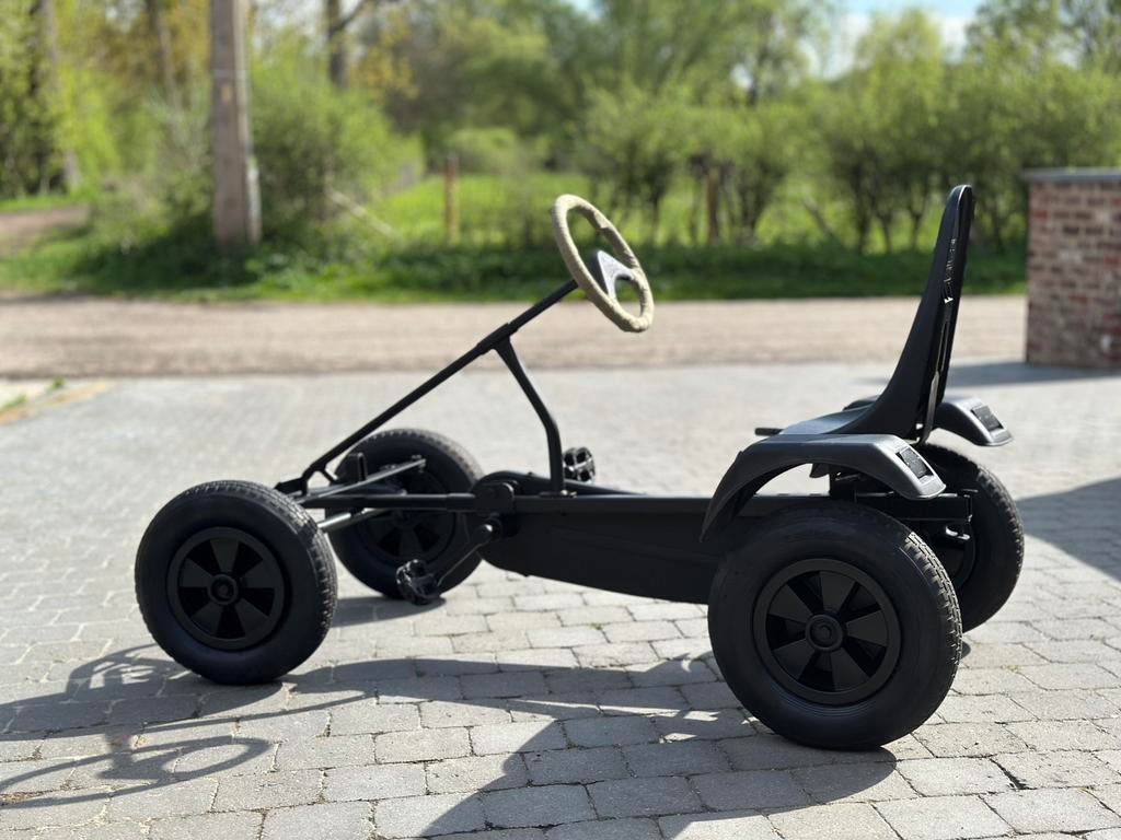 « Kart à pédales BERG noir mat résistant, Enlèvement, Utilisé, Berg