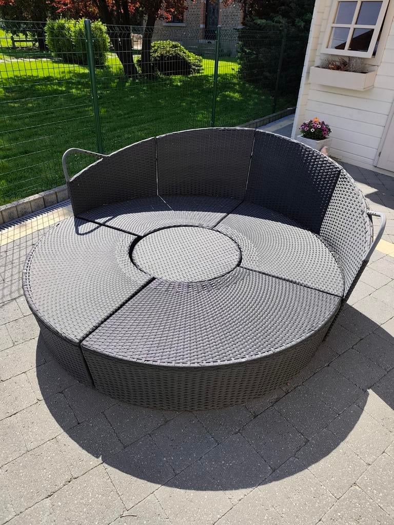 Ronde zetel met bijhorende kussen, Huis en Inrichting, Ophalen