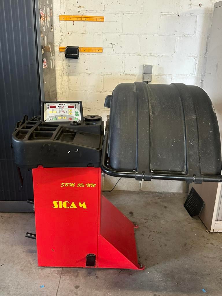 Sicam SBM55S uitbalanceermachine +  wielgewichten | weinig, Ophalen, Gebruikt