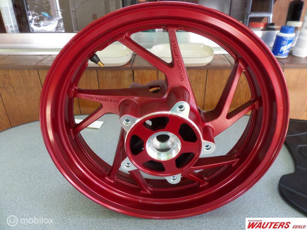 Voorwiel SUZUKI BURGMAN 400 L8, Motoren, Onderdelen | Suzuki, Nieuw, Ophalen of Verzenden