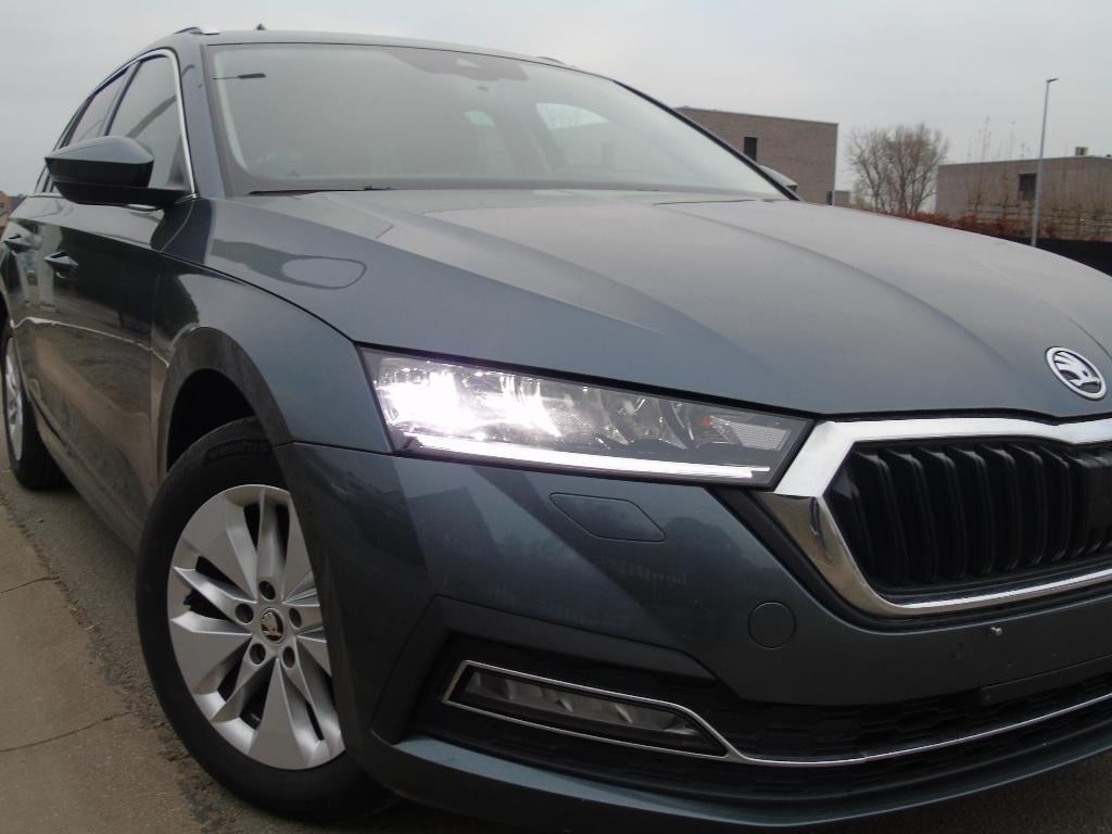 Skoda Octavia 1.0TSI*2022*1e Eigen*Keyless Go*Xenon*EURO 6if, Voorwielaandrijving, Stof, 4 cilinders, 107 g/km