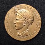Médaille Baudouin Moeschal 1950 charbon Beringen Belgique, Enlèvement ou Envoi, Bronze
