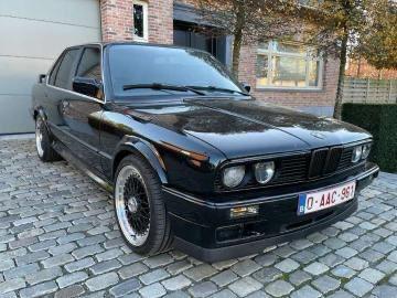 Bmw 325 IX 4x4  pracht staat, Autos, BMW, Particulier, iX, 4x4, Essence, Berline, 4 portes, Automatique, Noir, Noir, Cuir, Quatre roues motrices / 4X4