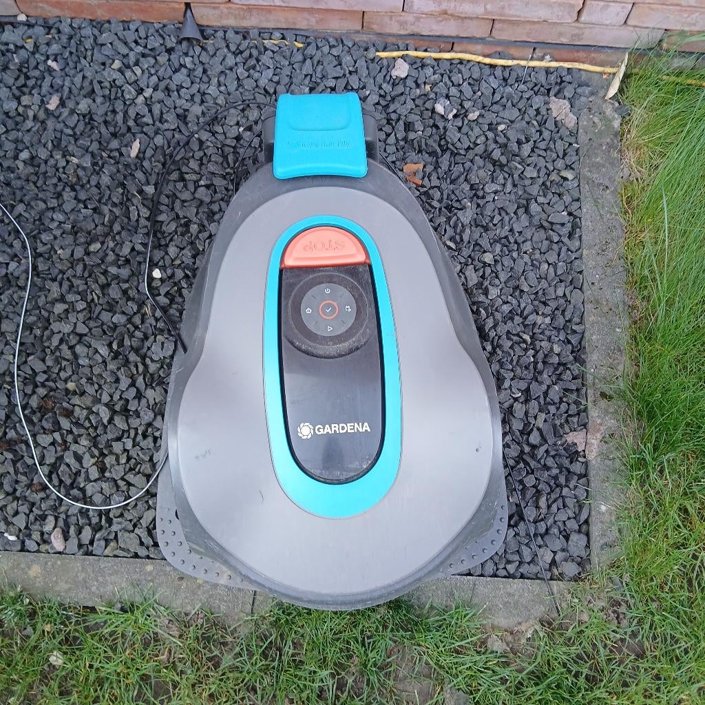 Robotmaaier, Ophalen, Gebruikt, Bestuurbaar via app, 20 tot 25 cm