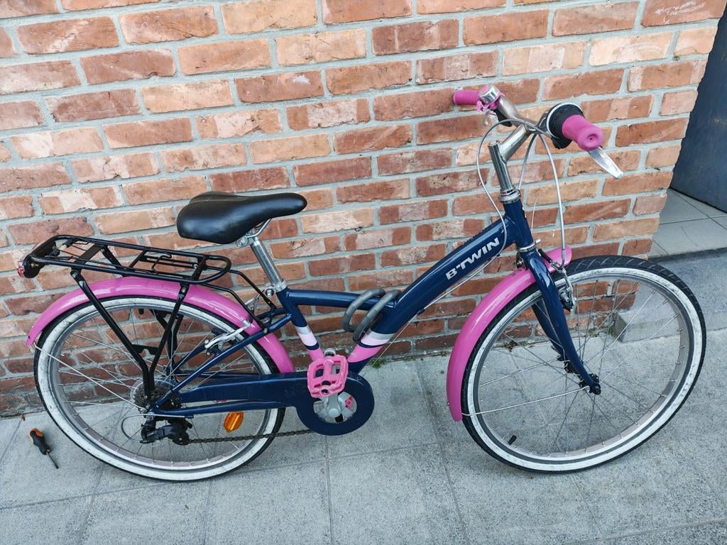Vélo fille btwin 9/12 ans 24pouces, Vélos & Vélomoteurs, 24 pouces, B-Twin, Enlèvement, Utilisé