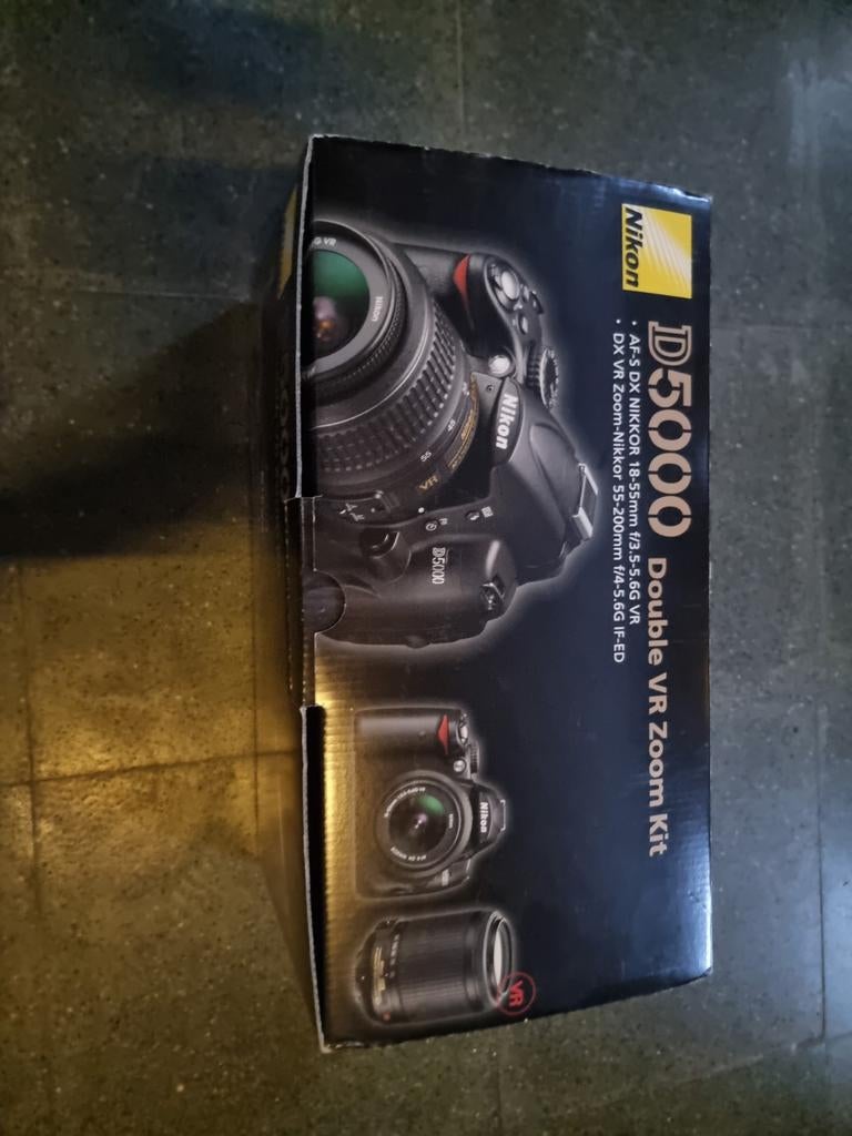 Nikon D5000 Digitale spiegelreflexcamera, Ophalen, Zo goed als nieuw, Spiegelreflex, Nikon