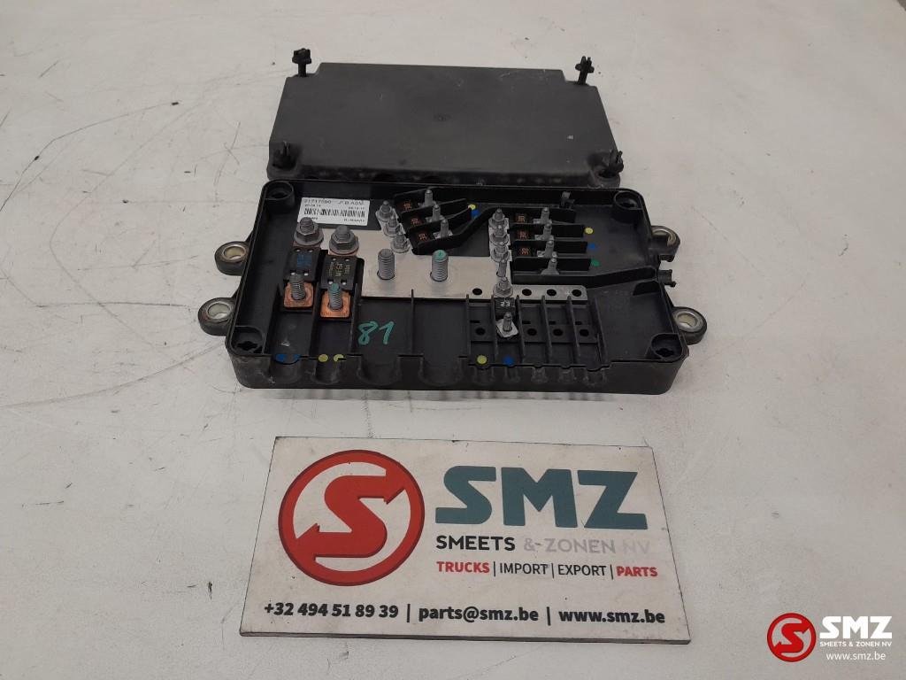 Occ Boîte à fusibles Volvo, Utilisé, Volvo, Électronique et Câbles