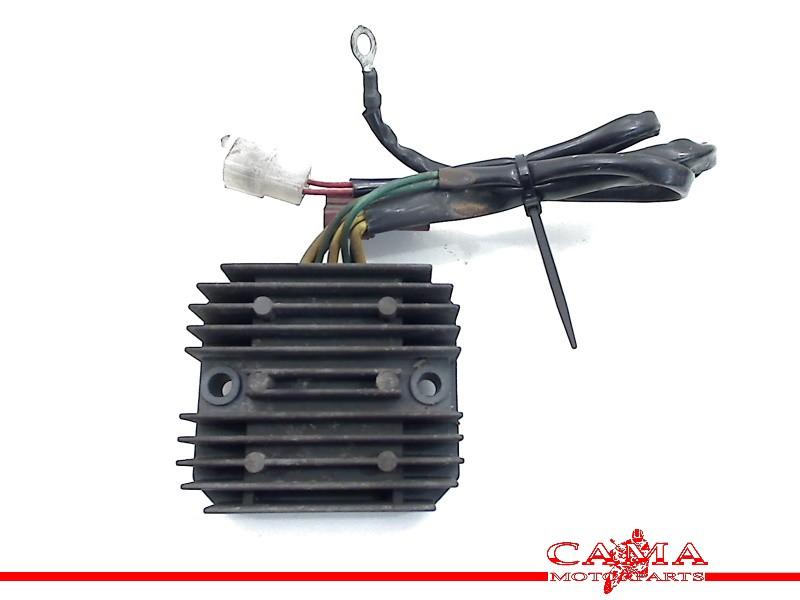 REGULATEUR DE TENSION KTM 690 Duke 2012-2015 (SH541SA), Motos, Dhr. S. di Majo, Utilisé, Info@cama-motorparts.nl, P.J. Troelstraweg 8 8
3144 CX  MAASSLUIS, NL