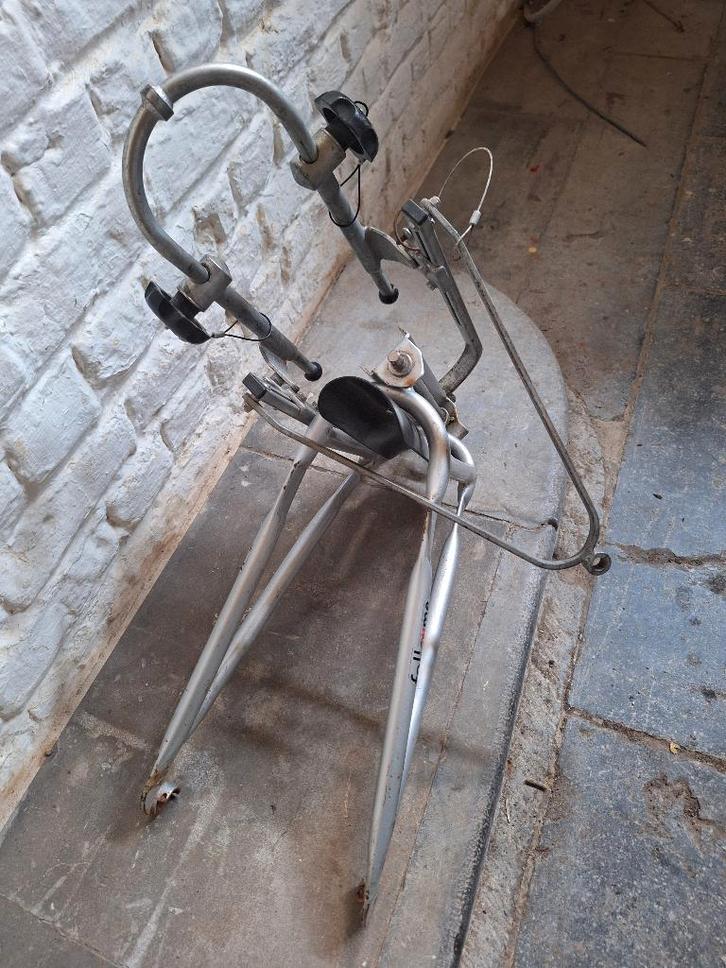 Follow-me - Attelage vélo enfant en tandem, Fietsen en Brommers, Fietsaccessoires | Overige Fietsaccessoires, Gebruikt, Ophalen