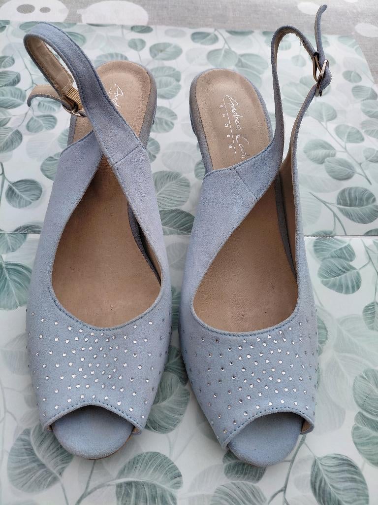 Lichtblauwe slingback pumps met, ANDERE, Pumps, Blauw, Ophalen of Verzenden