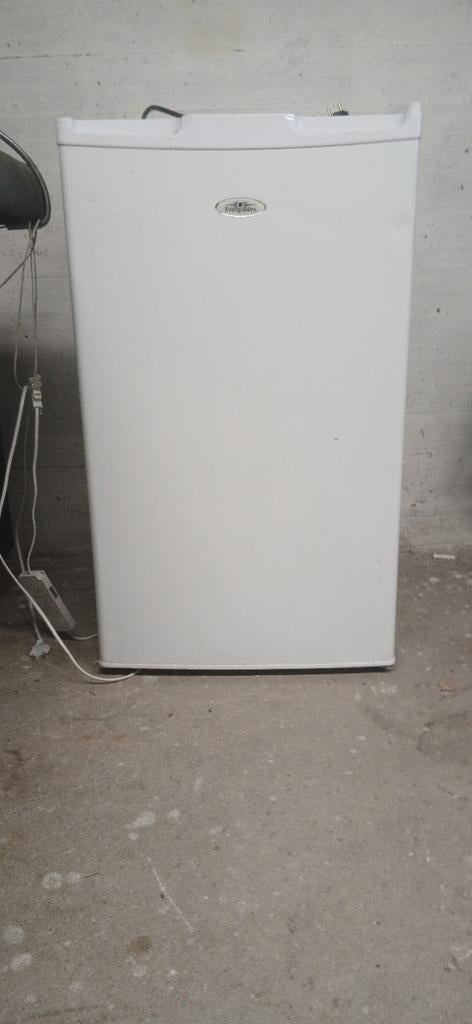 Tafelmodel diepvriezer, Elektronische apparatuur, Minder dan 60 cm, Zo goed als nieuw, Vrijstaand, Ophalen