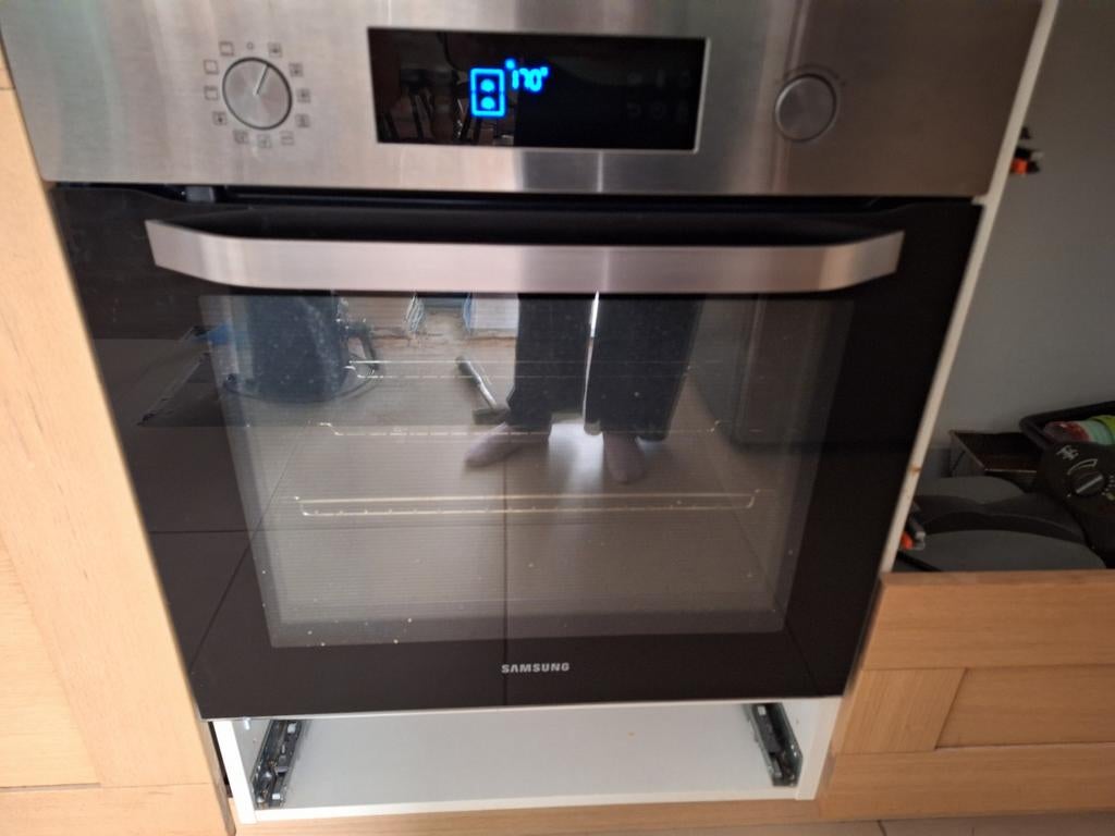 Inbouw oven zwart met grijs, Elektronische apparatuur, Ovens, Ophalen, Gebruikt, Hete lucht, 60 cm of meer