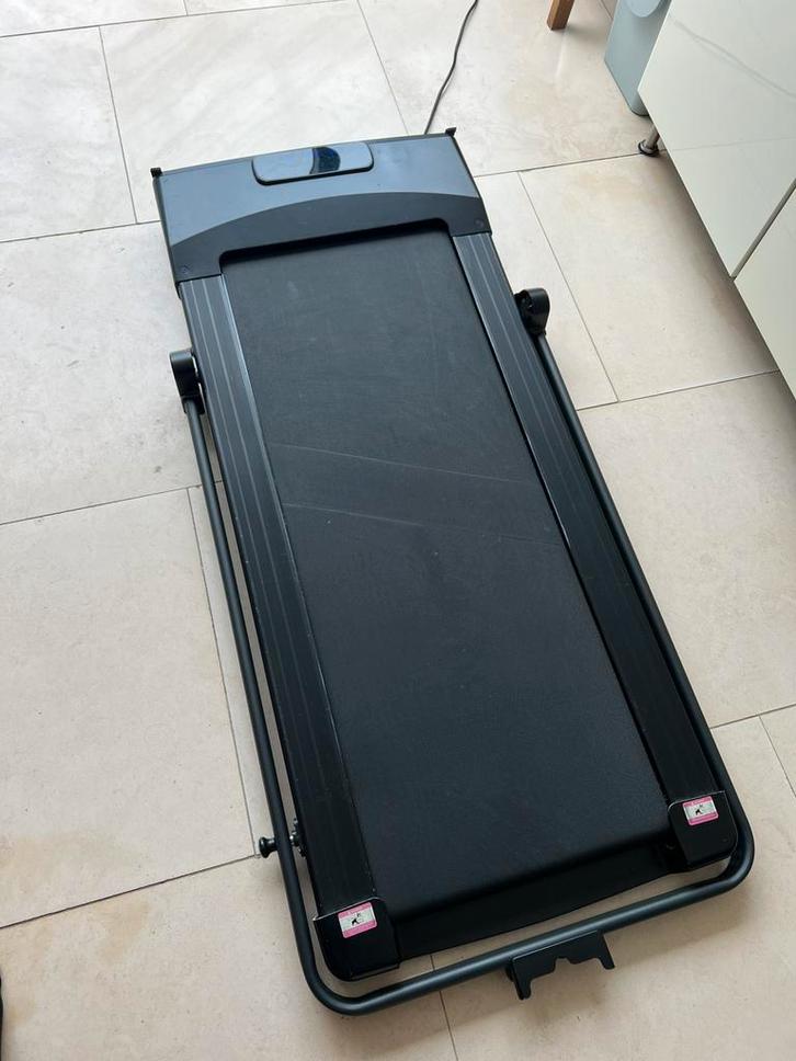 Tapis de marche ‍️‍️, Sports & Fitness, Appareils de fitness, Utilisé, Tapis roulant, Jambes, Autres matériaux, Enlèvement