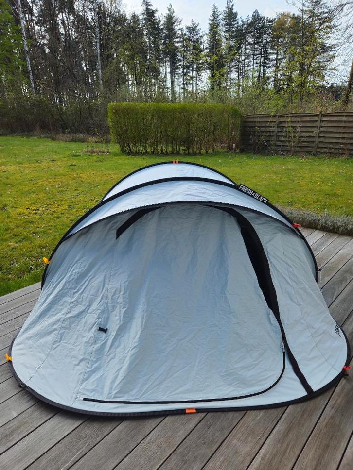 Quechua Decathlon fresh and black tent 3 personnes, Caravanes & Camping, Tentes, jusqu'à 3, Comme neuf, Enlèvement