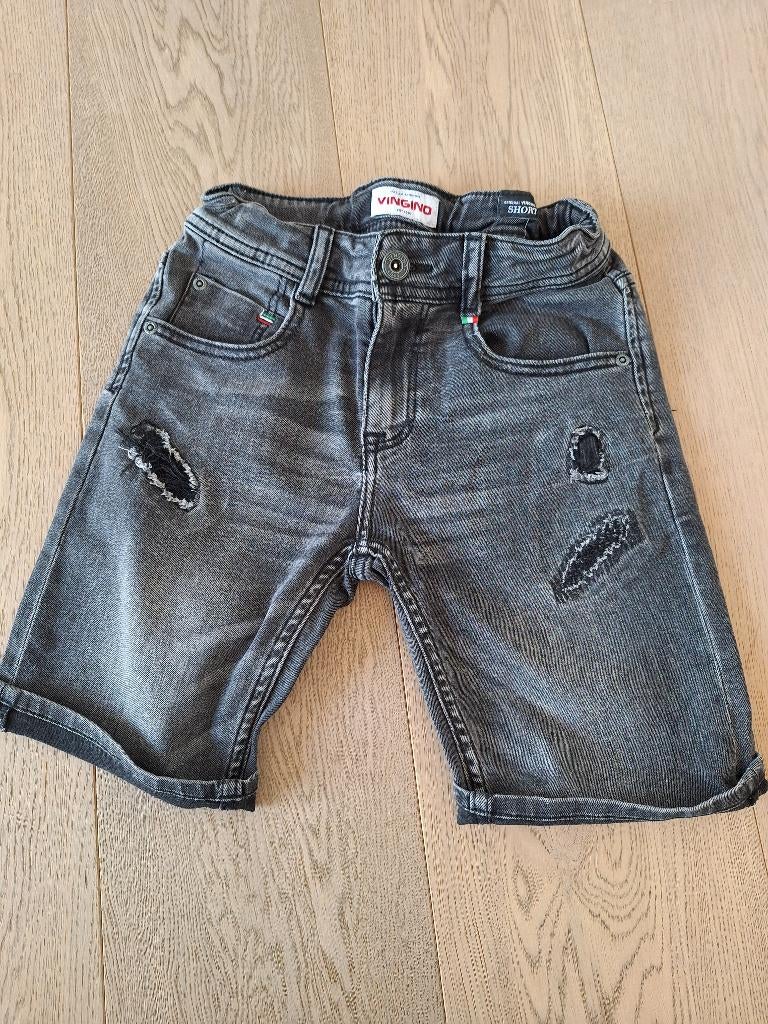 Short Vingino maat 140, Ophalen, Overige typen, Zo goed als nieuw, Vingino