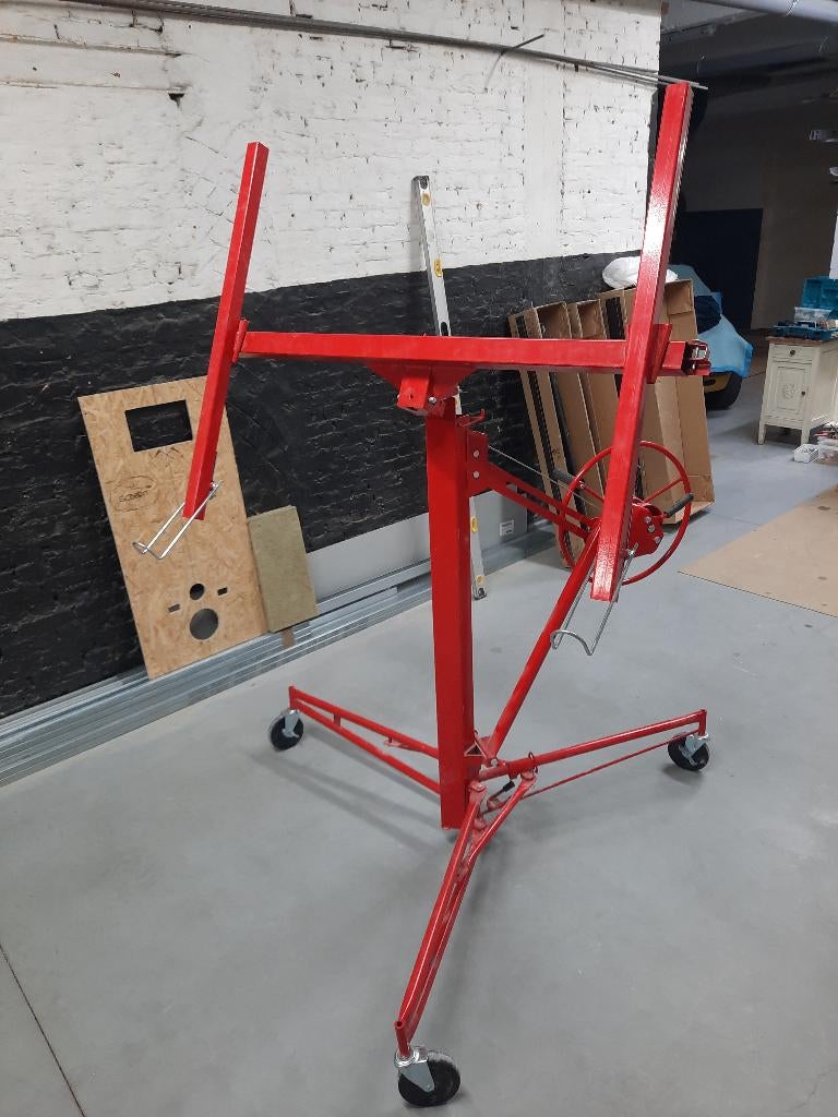 gipsplatenlift, Doe-het-zelf en Bouw, Ophalen, Zo goed als nieuw, Bouwlift