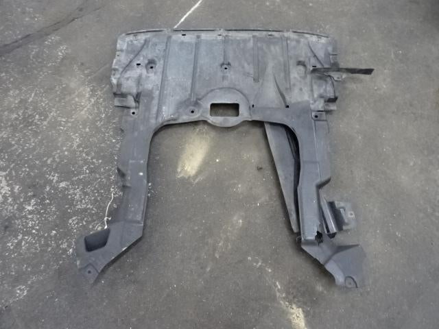 CACHE SOUS MOTEUR BMW 3 serie (E92) (01-2005/12-2013), Autos : Pièces & Accessoires, Mevr. I. Hauben, Utilisé, BMW, Rue de l'Espoir 34 34
4030  GRIVEGNÉE, BE