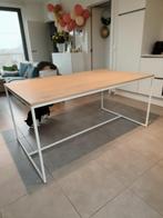 Houten tafel 110 op 160 met vol eiken blad vernist, Maison & Meubles, Tables | Tables mange-debout, Enlèvement, Comme neuf