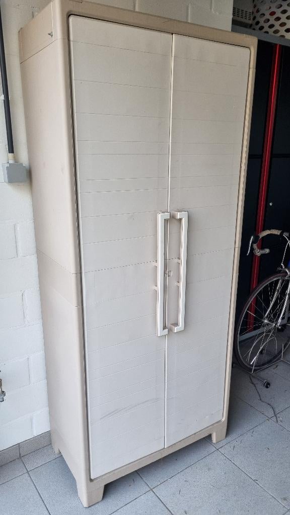 Kunststof opbergkast Keter Gulliver - GRATIS, Tuin en Terras, Bergingen en Tuinkasten, Gebruikt, Overige typen, Kunststof, Ophalen