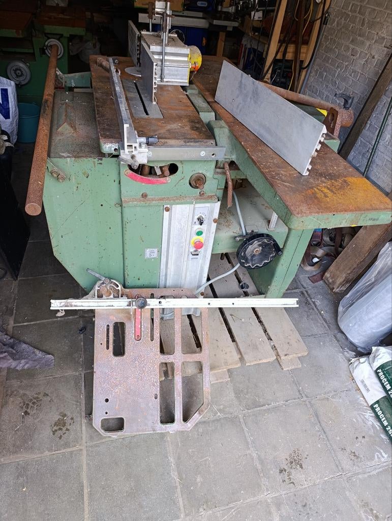 Combine Robland k 31, Doe-het-zelf en Bouw, Gereedschap | Freesmachines, Ophalen