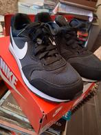 Nike md runner, Kleding | Dames, Sportkleding, Ophalen of Verzenden, Maat 38/40 (M)