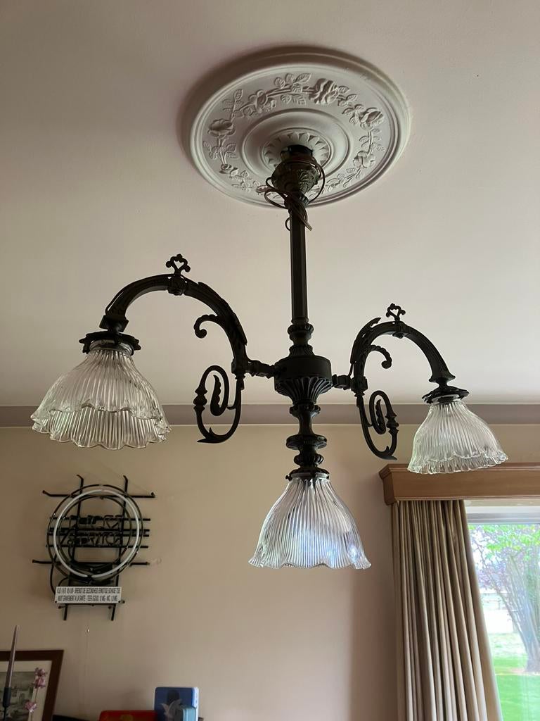 Antieke gesculpteerde luchter, Ophalen, Gebruikt, Glas