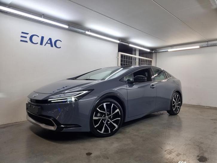 Toyota Prius PHEV Premium Plus + Pano dak, Auto's, Toyota, Bedrijf, Prius, Adaptive Cruise Control, Airbags, Airconditioning, Bluetooth