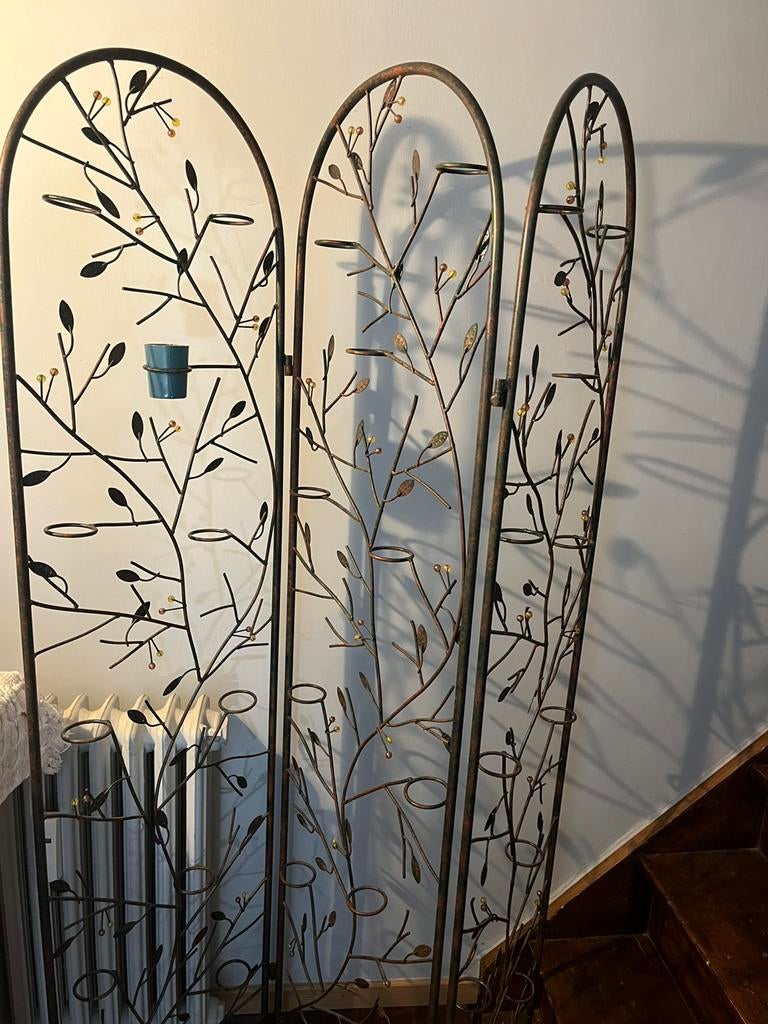 Paravent, Enlèvement, Utilisé