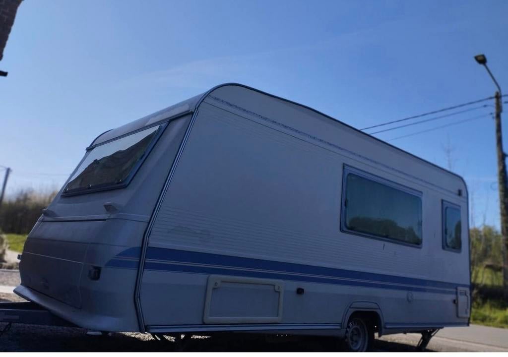 Caravane Adria 462, Caravanes & Camping, Caravanes, Particulier, Adria