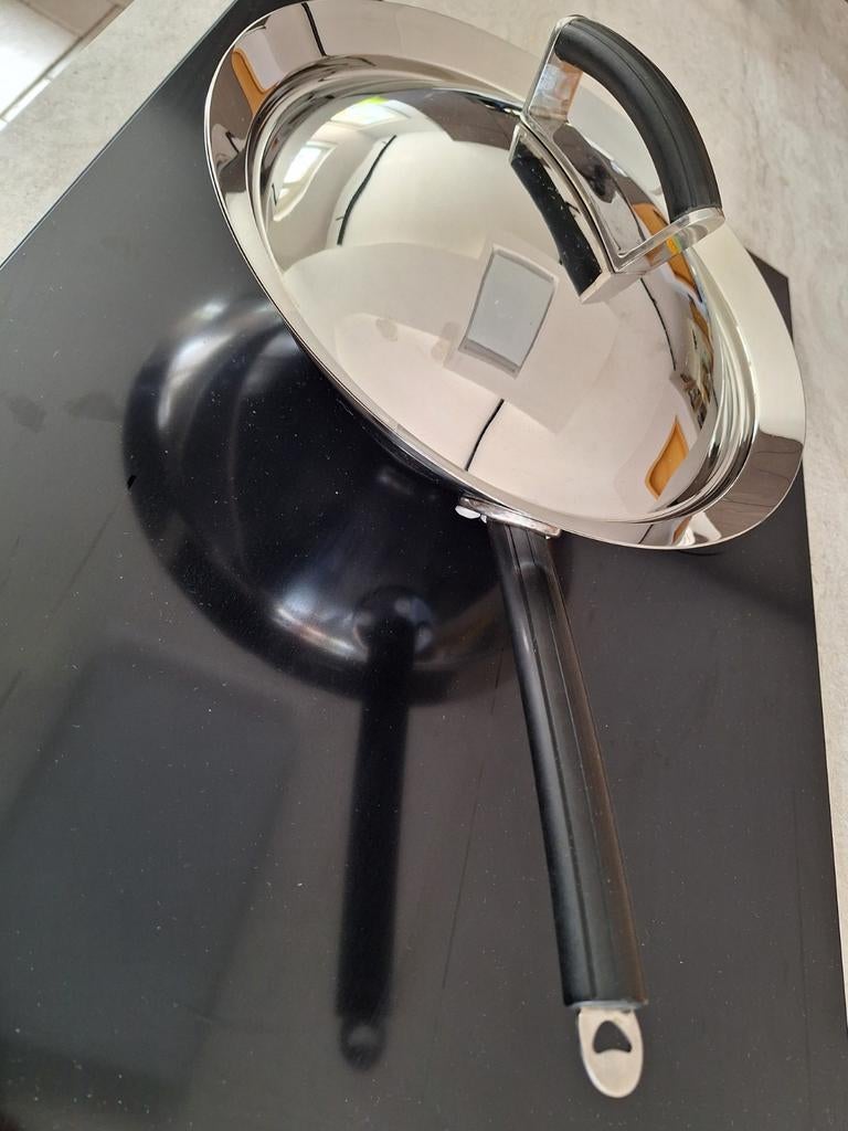 Grote wokpan Berghoff met deksel, Huis en Inrichting, Keuken | Potten en Pannen, Ophalen