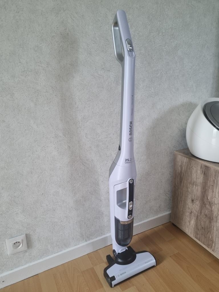 Bosch 25,2V +oplader, Elektronische apparatuur, Stofzuigers, Ophalen of Verzenden