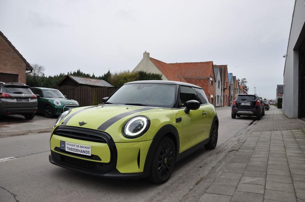 MINI John Cooper Works * AS NEW * (bj 2023, automaat), Auto's, Mini, Bedrijf, Te koop, John Cooper Works, ABS, Airbags, Airconditioning