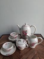 Service à café en porcelaine à décor floral, Antiquités & Art, Enlèvement ou Envoi