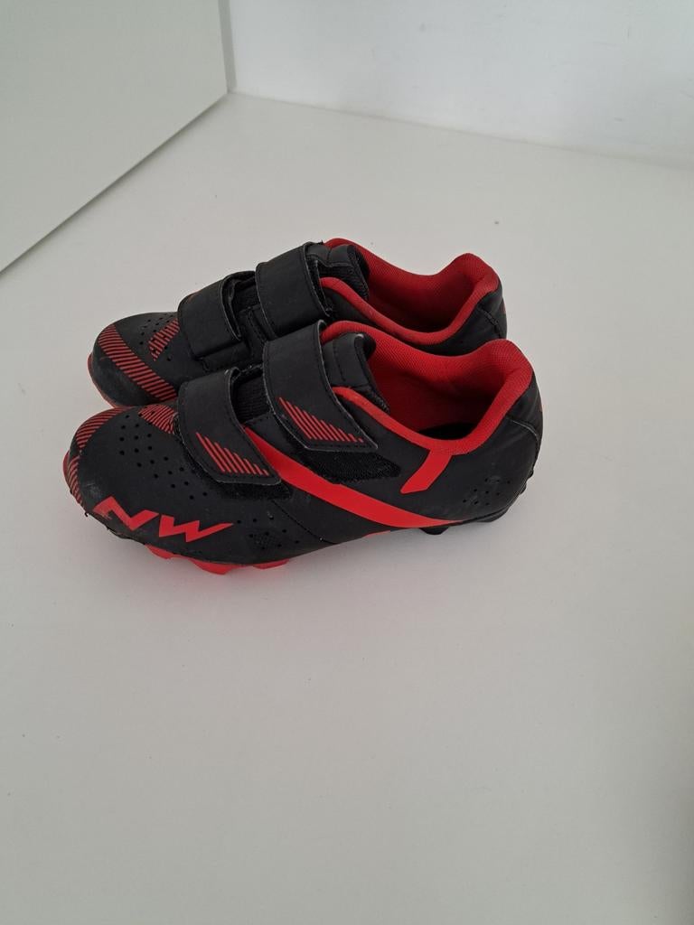 Northwave klikschoenen maat 33, Ophalen