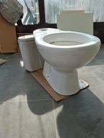 Wc in zeer goede staat.  Pot en reservoir., Ophalen