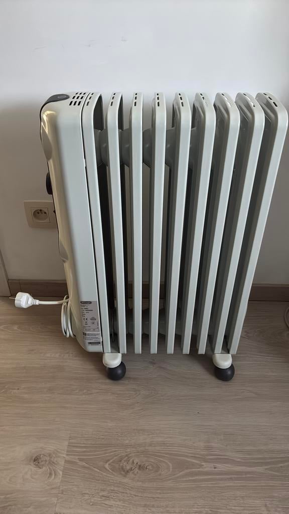 Radiateur bain d’huile delonghi, Bricolage & Construction, Enlèvement, Comme neuf, Radiateur