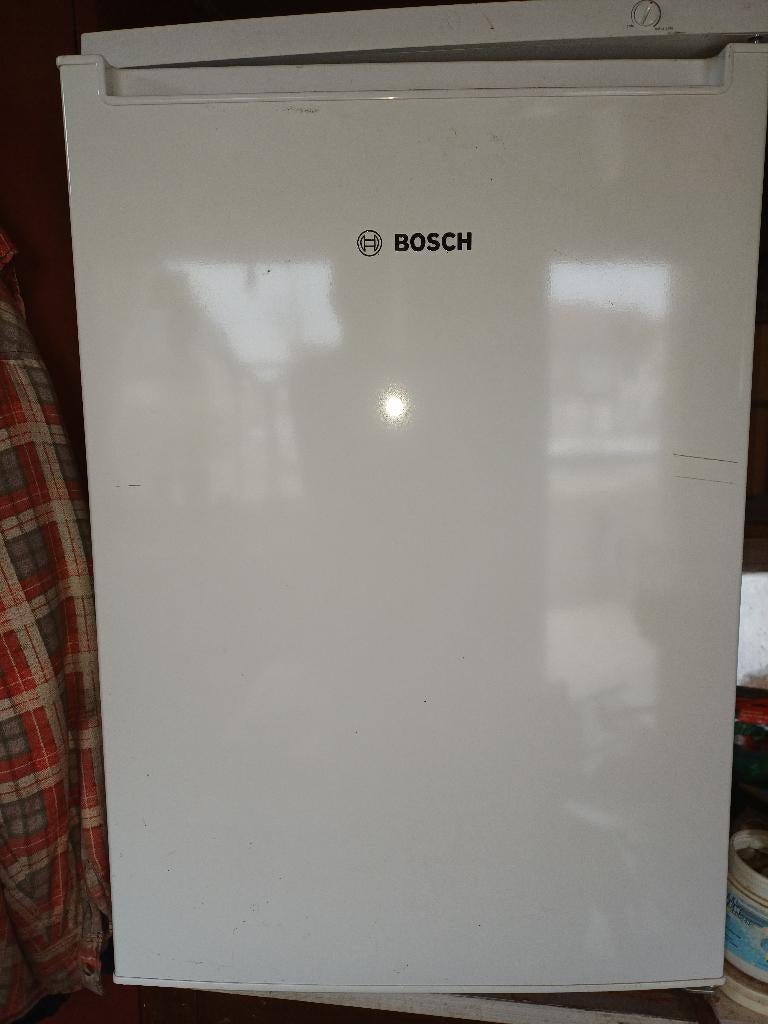 Diepvries tafelmodel Bosch, Minder dan 85 cm, Minder dan 60 cm, Zo goed als nieuw, Vrijstaand