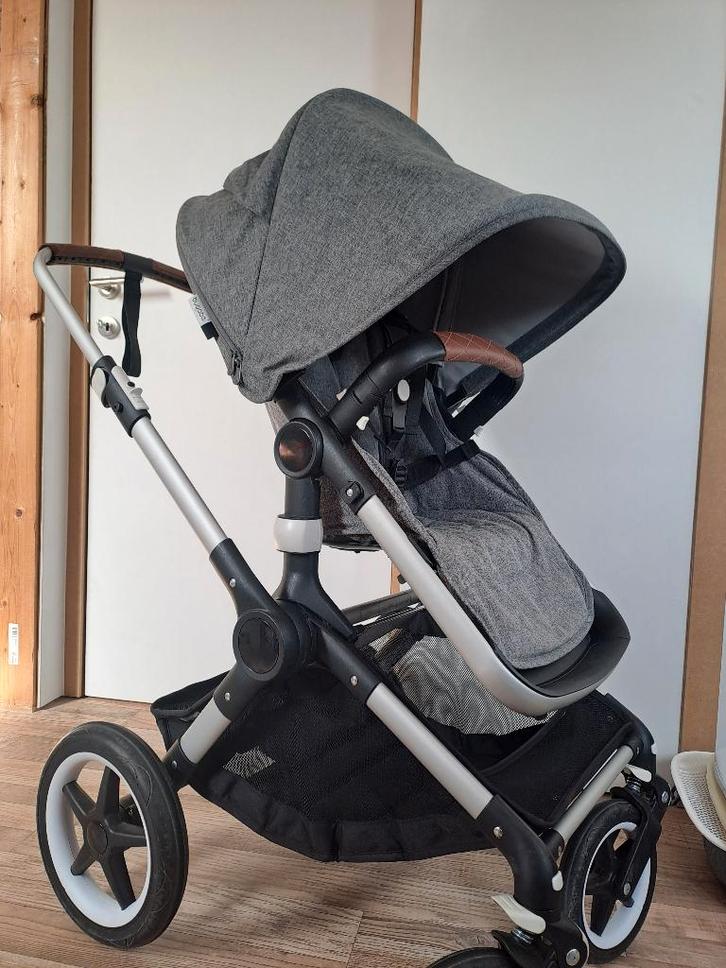 Nieuwstaat Bugaboo Fox3 Melange Grey, Enfants & Bébés, Poussettes & Combinaisons, Comme neuf, Poussette, Bugaboo, Tige de poussée réglable